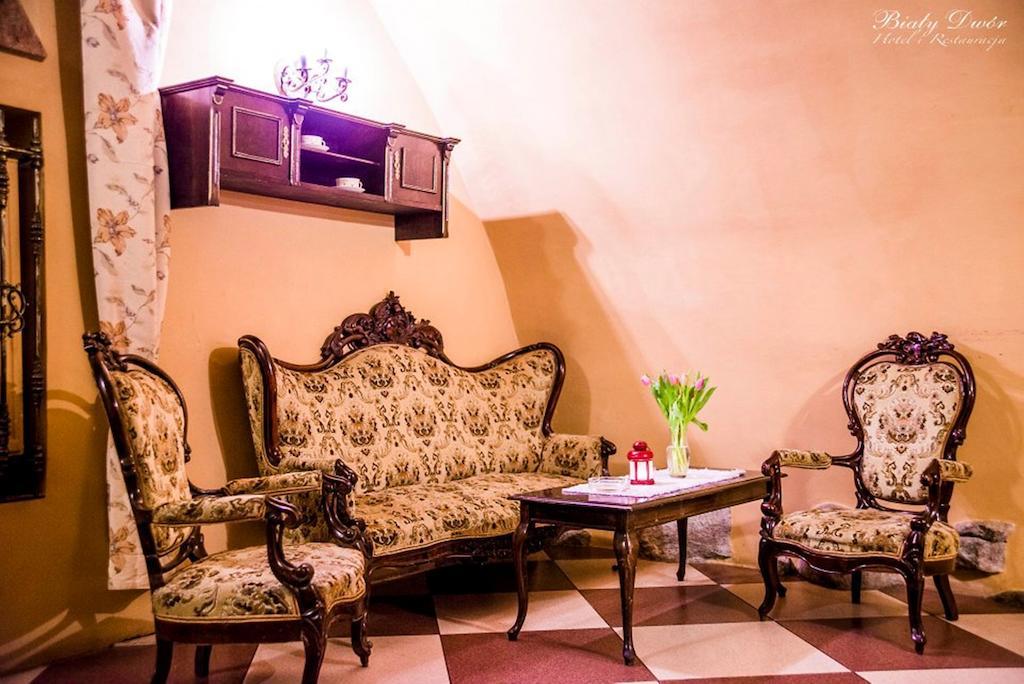 Bialy Dwor Bed & Breakfast Kwidzyn Ngoại thất bức ảnh